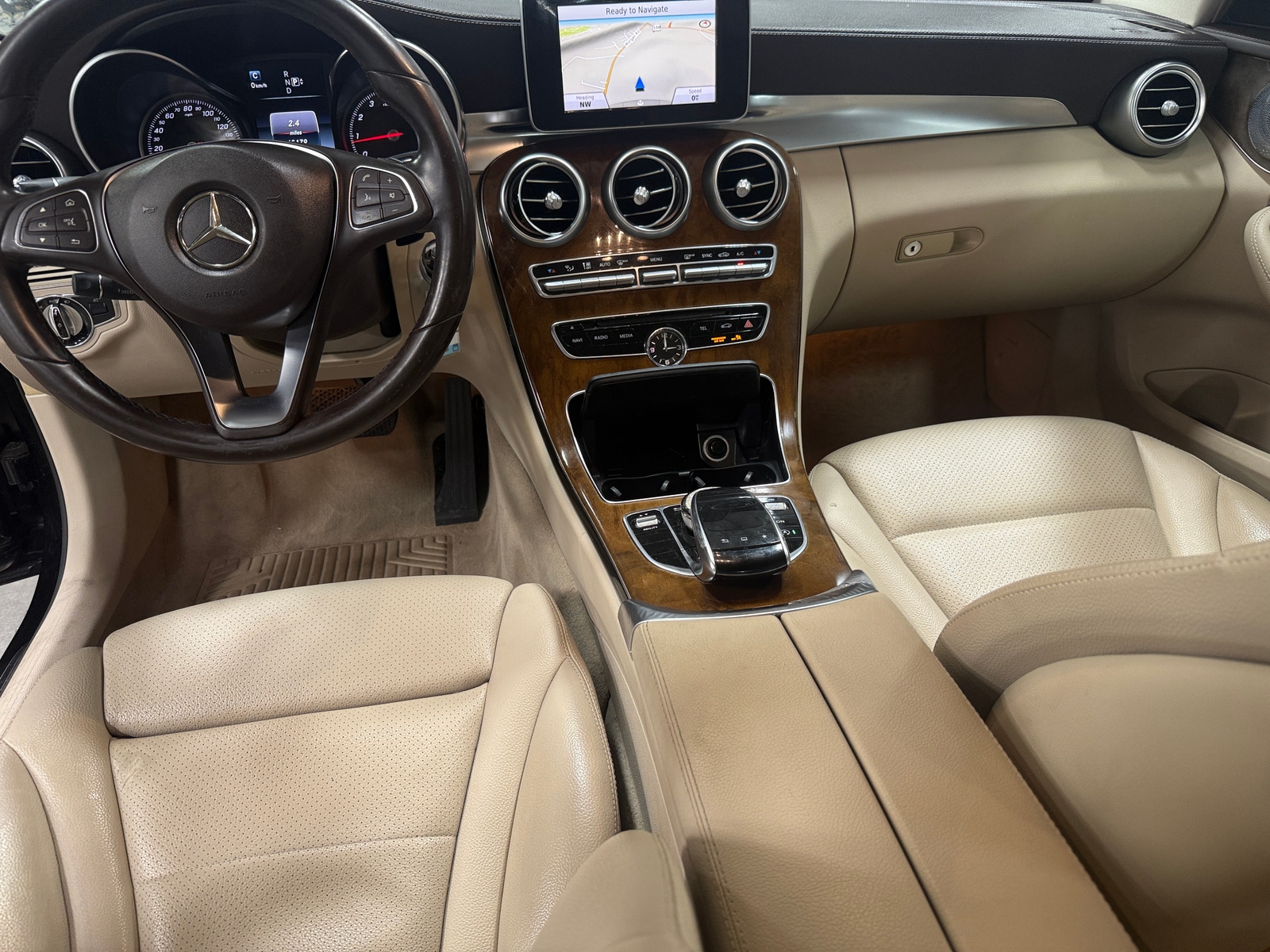 Thumbnail: 2015 Mercedes-Benz C-Class - 2