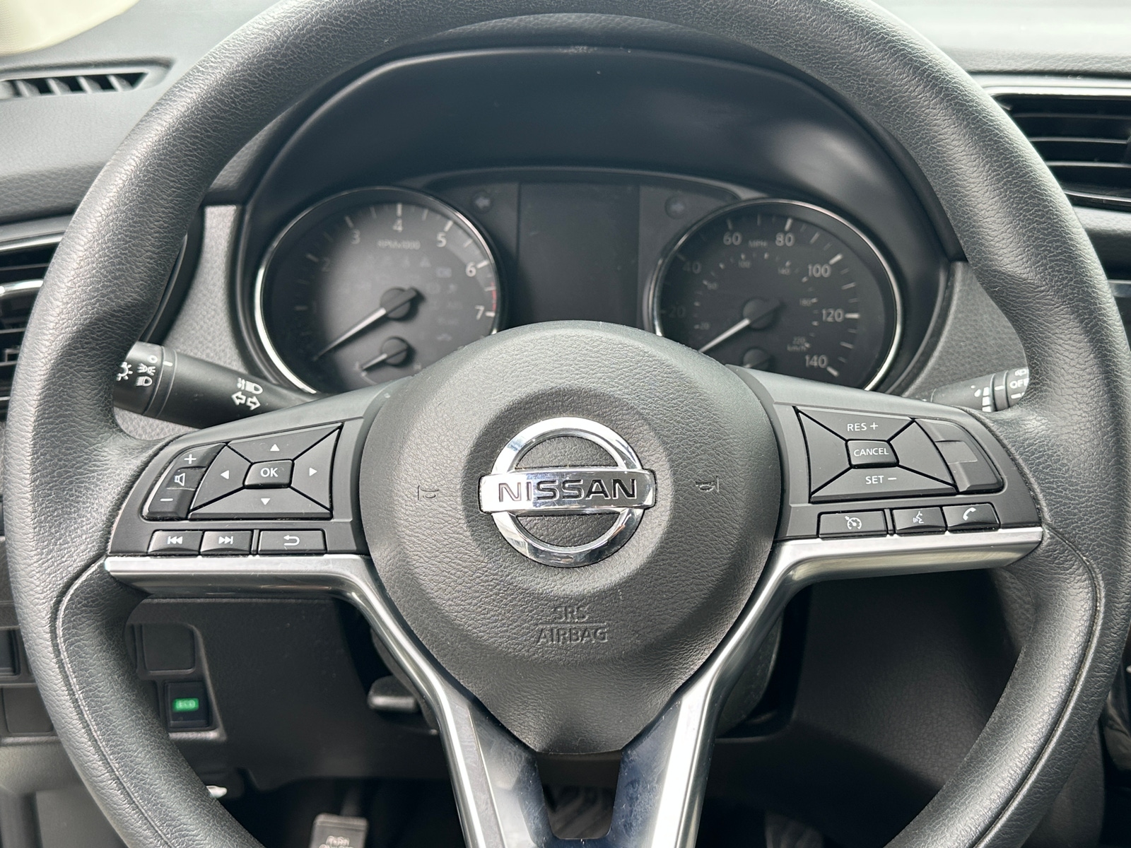 Thumbnail: 2019 Nissan Rogue Sport - 5