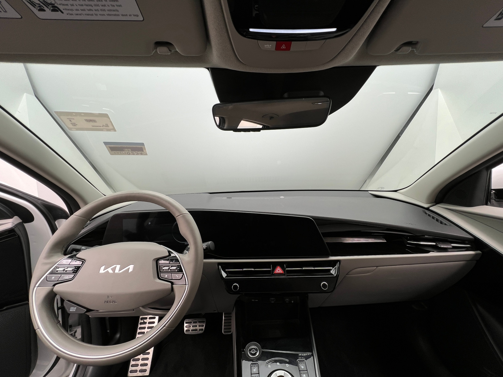 Thumbnail: 2023 Kia Niro - 2