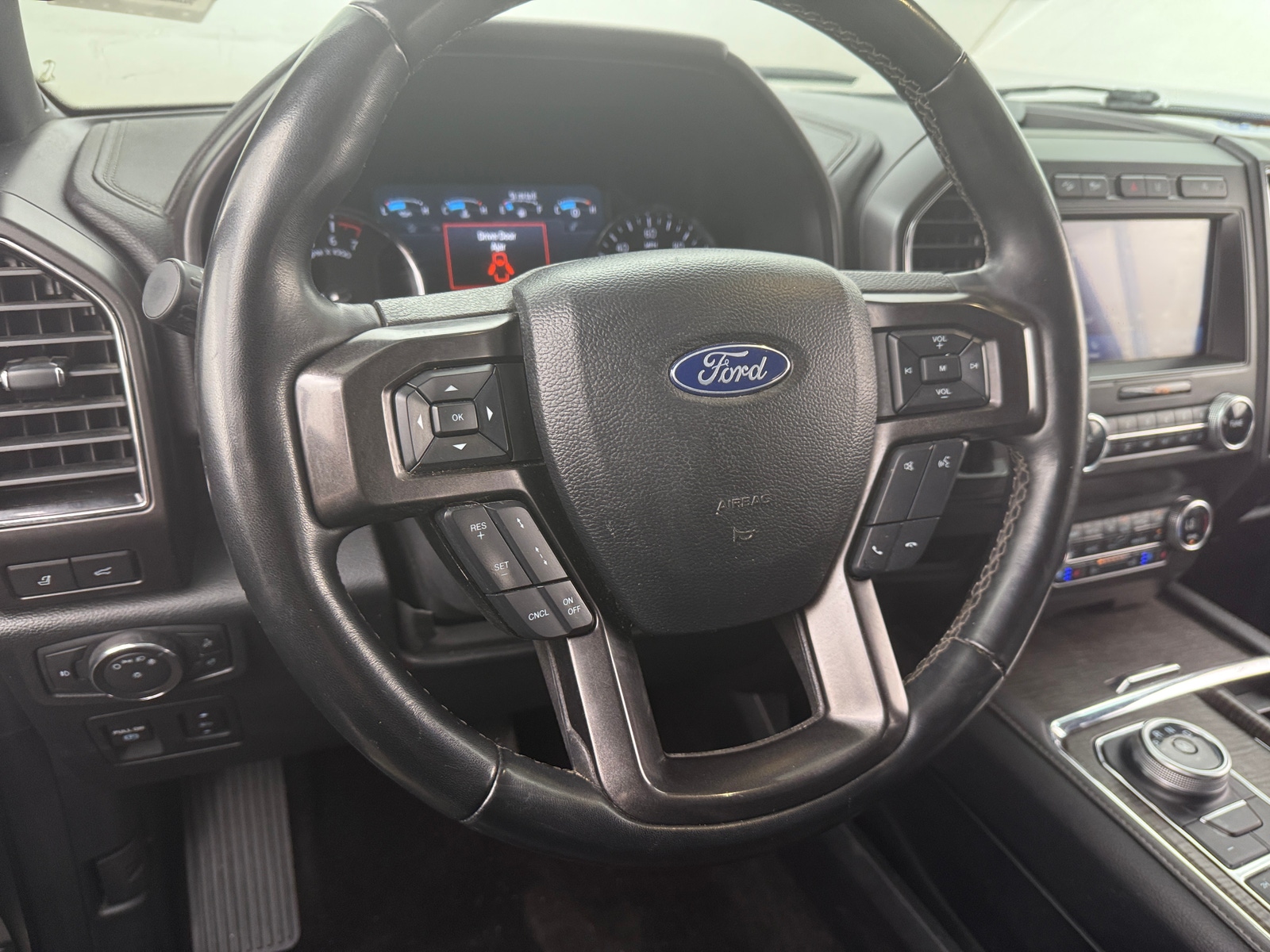 Thumbnail: 2021 Ford Expedition - 4