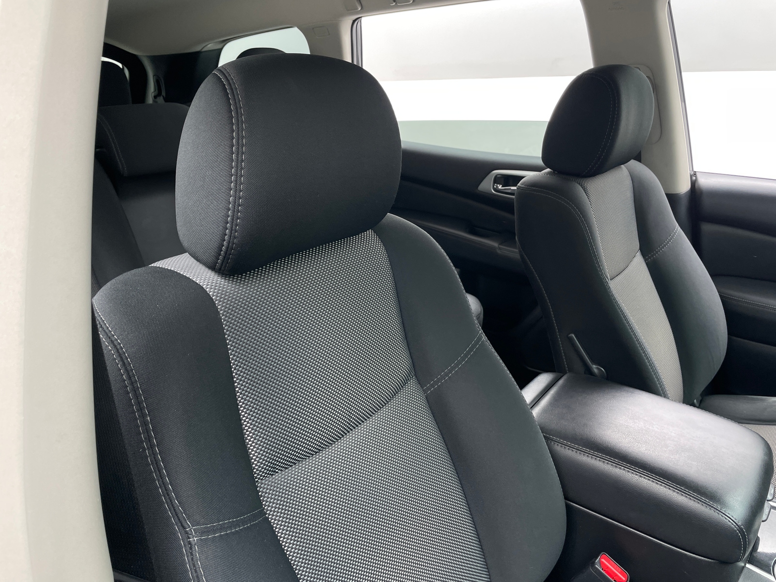 Thumbnail: 2018 Nissan Pathfinder - 2