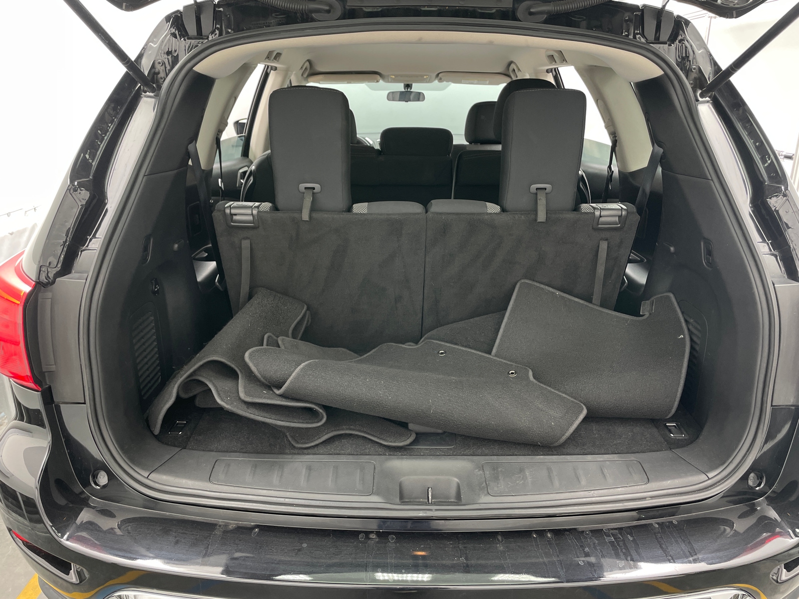 Thumbnail: 2018 Nissan Pathfinder - 7