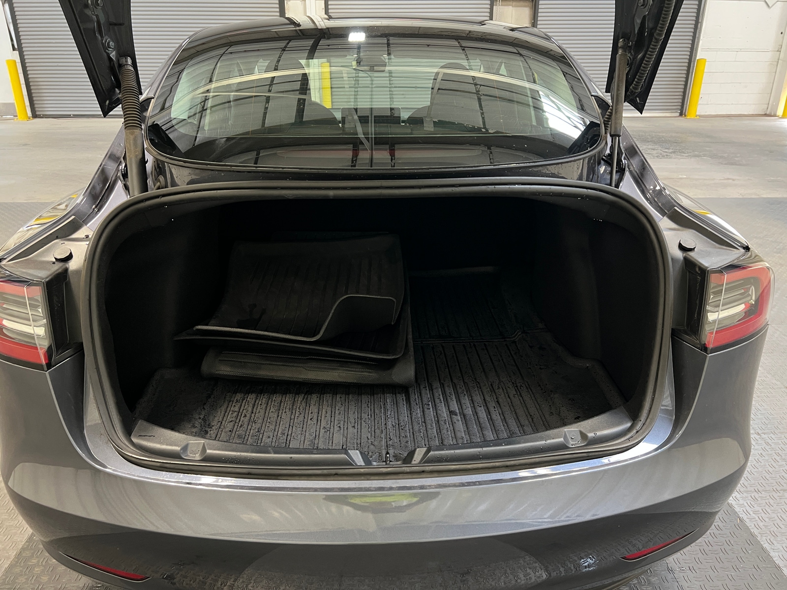 Thumbnail: 2023 Tesla Model 3 - 6
