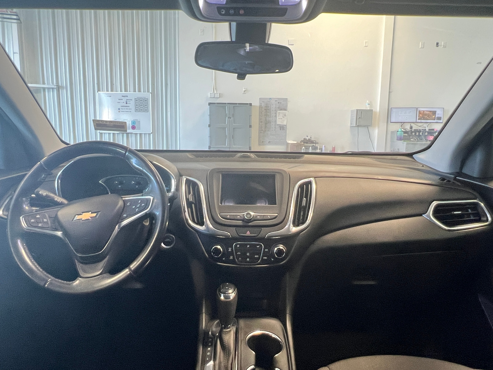 Thumbnail: 2019 Chevrolet Equinox - 3