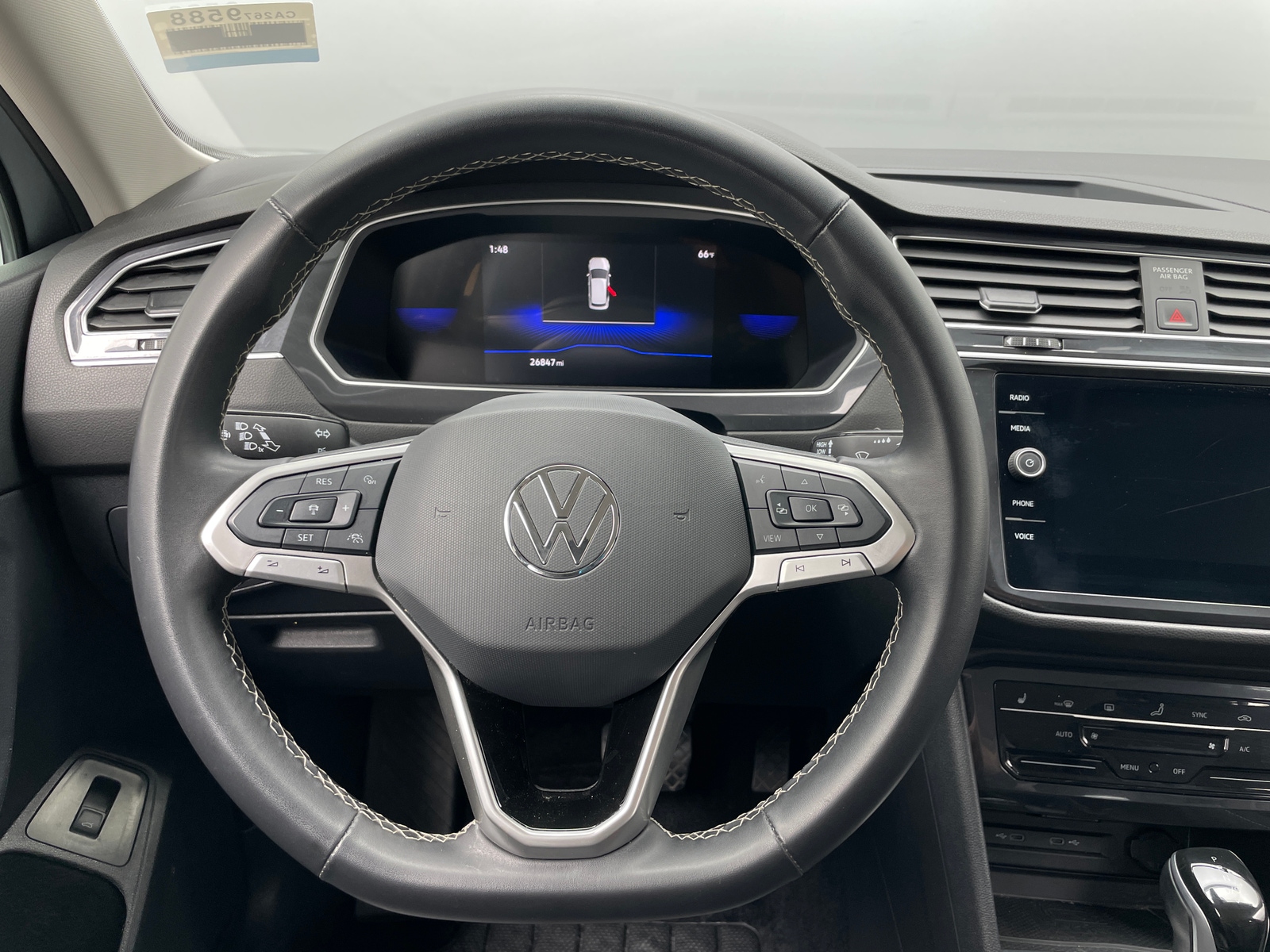 Thumbnail: 2024 Volkswagen Tiguan - 4