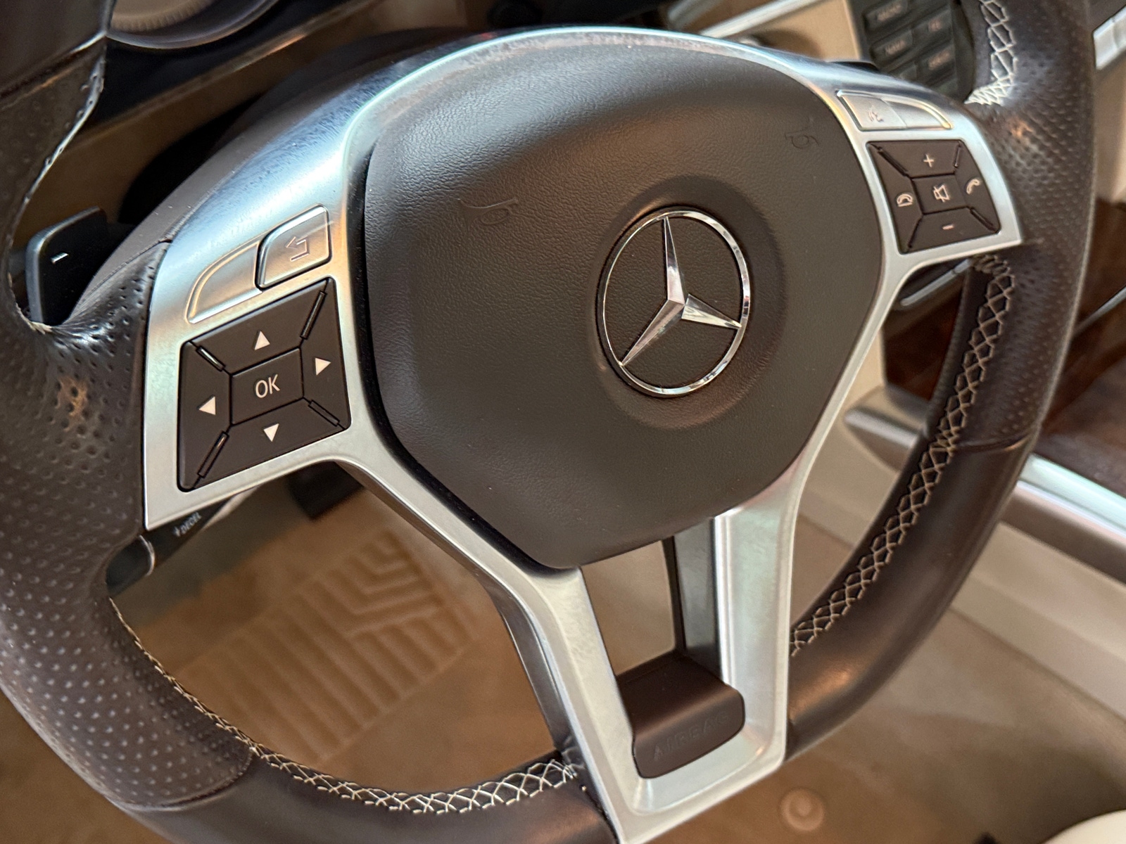 Thumbnail: 2014 Mercedes-Benz E-Class - 4