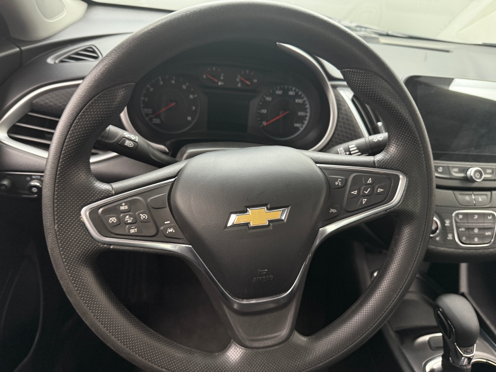 Thumbnail: 2023 Chevrolet Malibu - 5