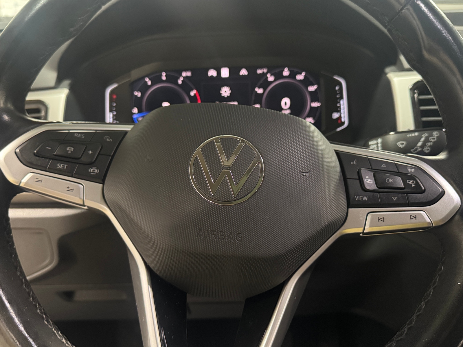 Thumbnail: 2021 Volkswagen Atlas - 4