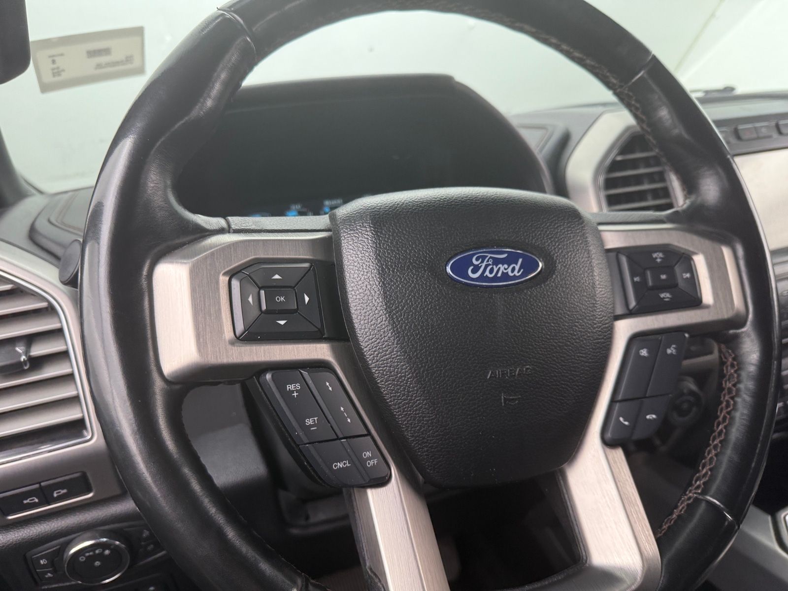 Thumbnail: 2018 Ford Econoline - 4
