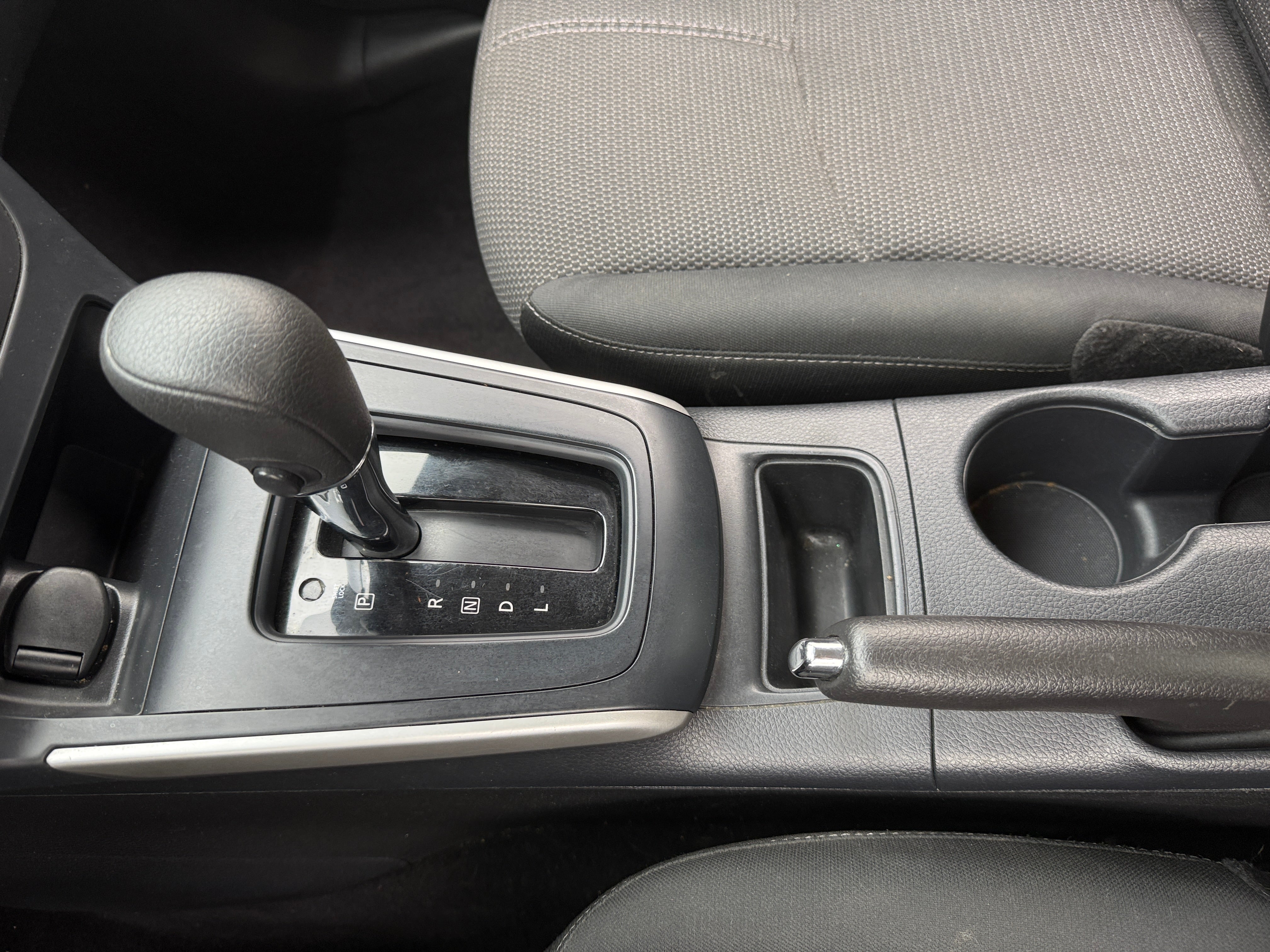 Used 2018 Nissan Sentra S with VIN 3N1AB7AP4JY252797 for sale in Oak Creek, WI