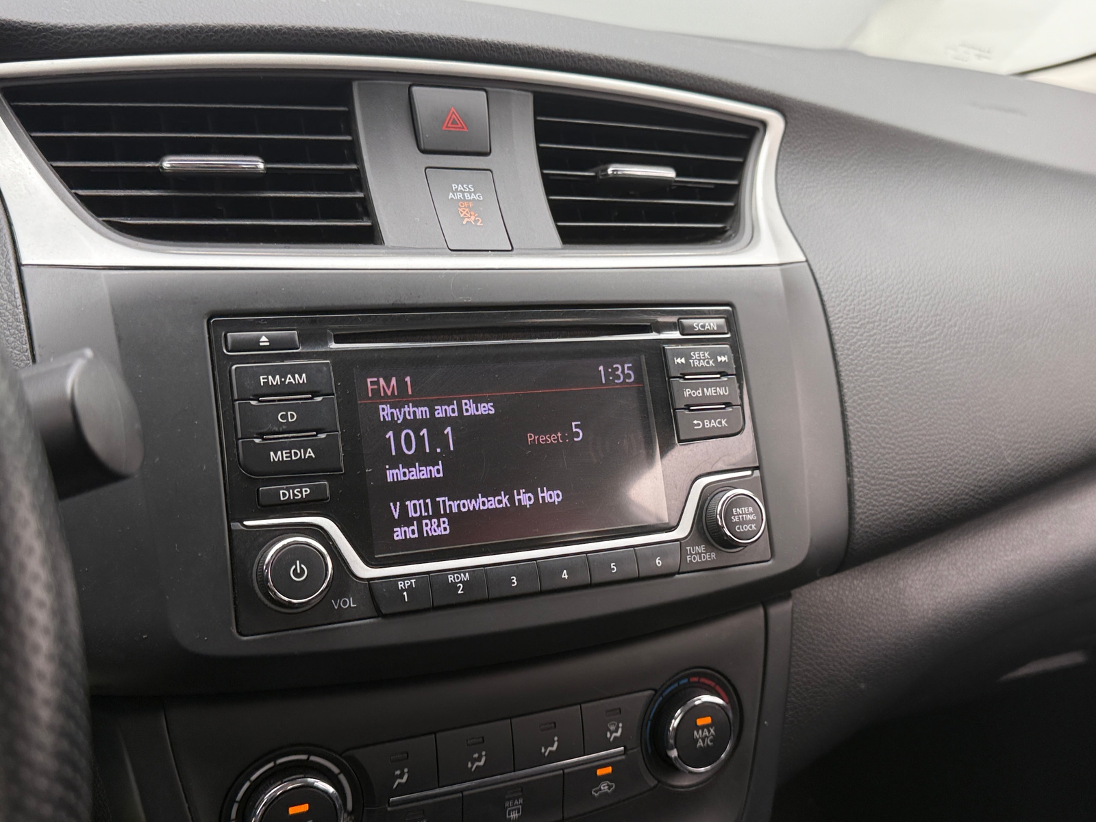 Thumbnail: 2018 Nissan Sentra - 4