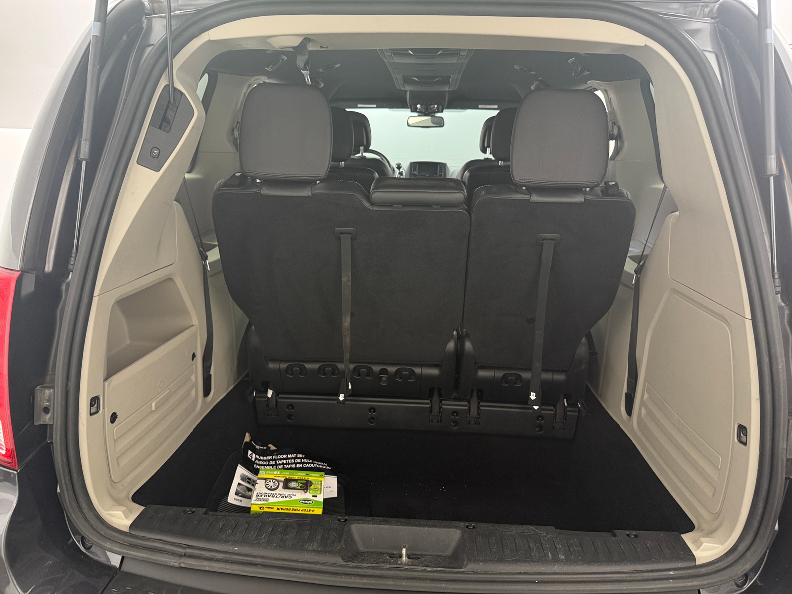 Thumbnail: 2019 Dodge Grand Caravan - 6