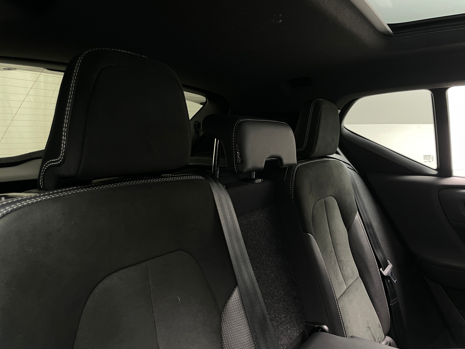 Thumbnail: 2021 Volvo XC40 - 5