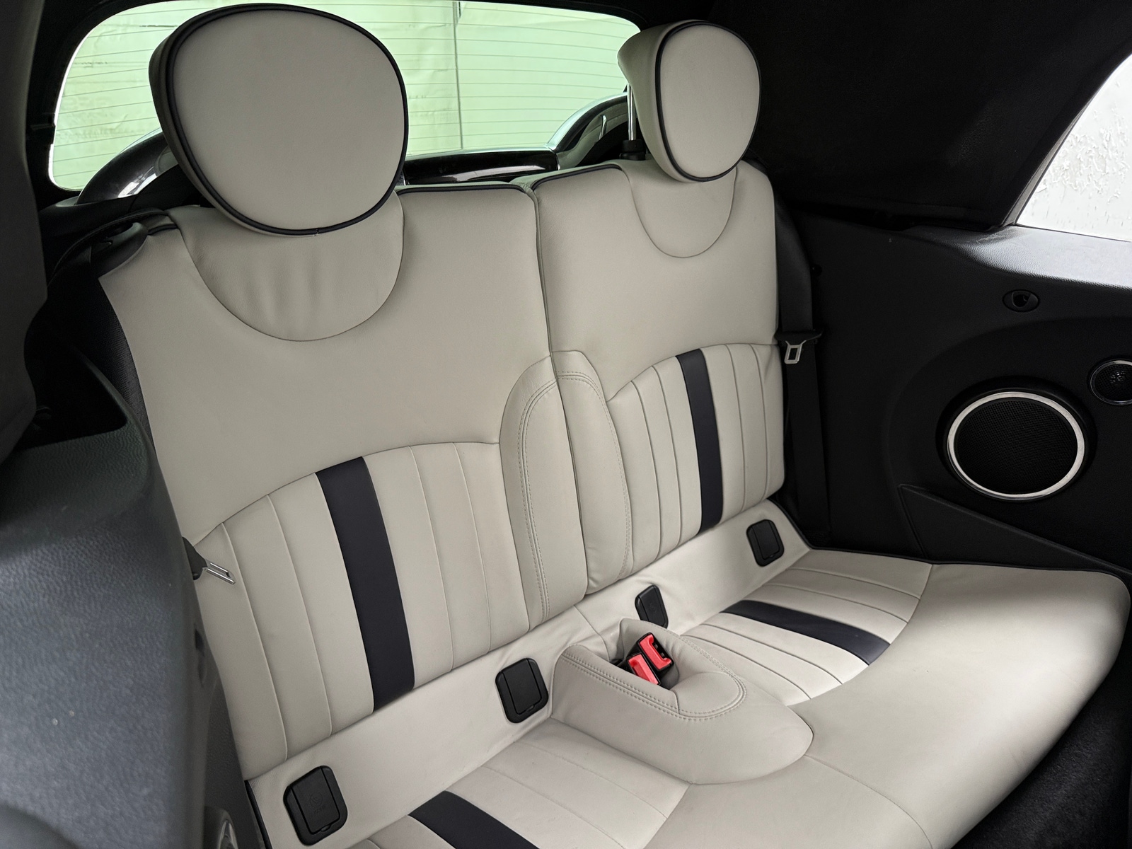 Thumbnail: 2014 MINI Cooper Convertible - 5
