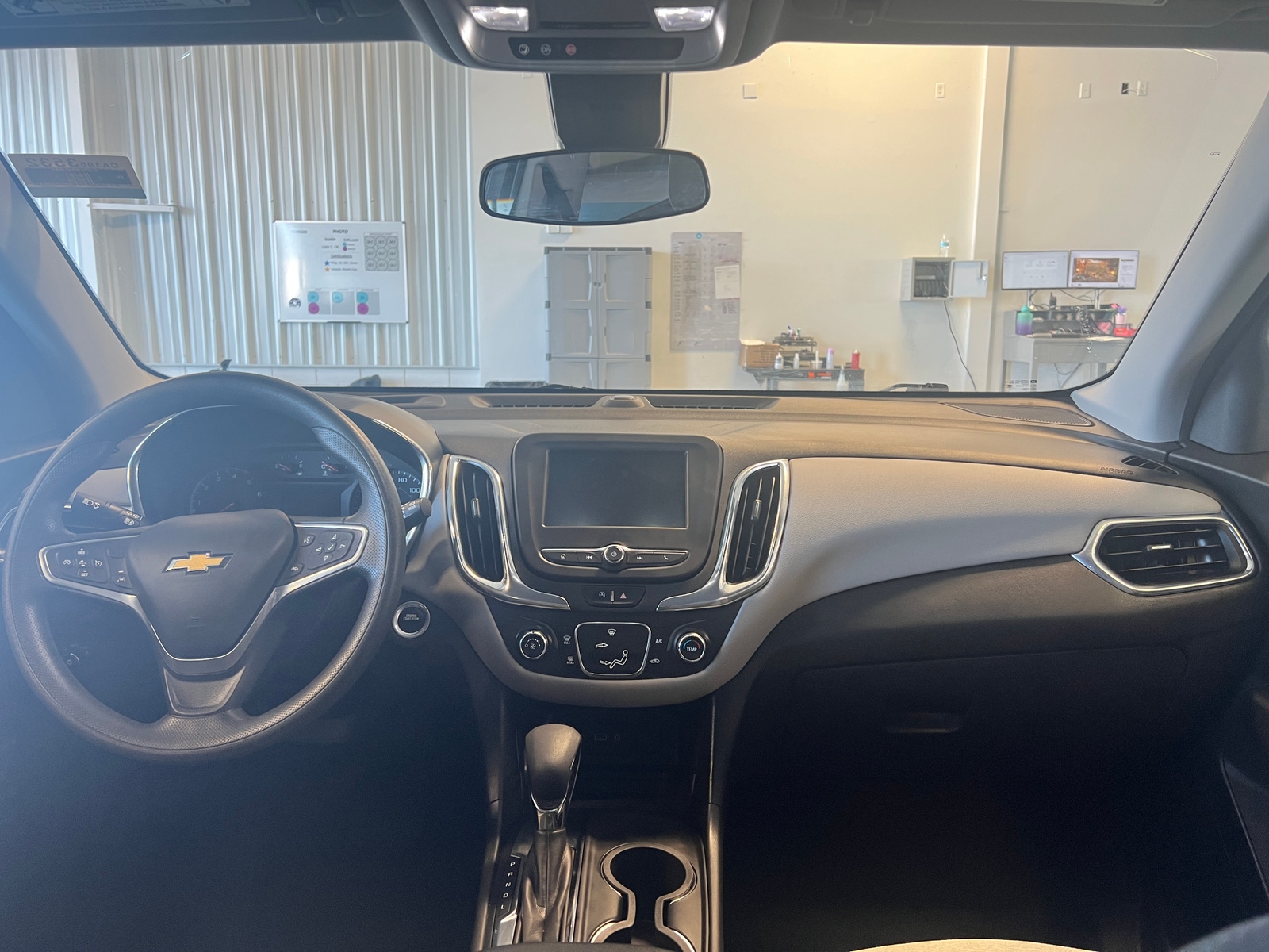 Thumbnail: 2023 Chevrolet Equinox - 3