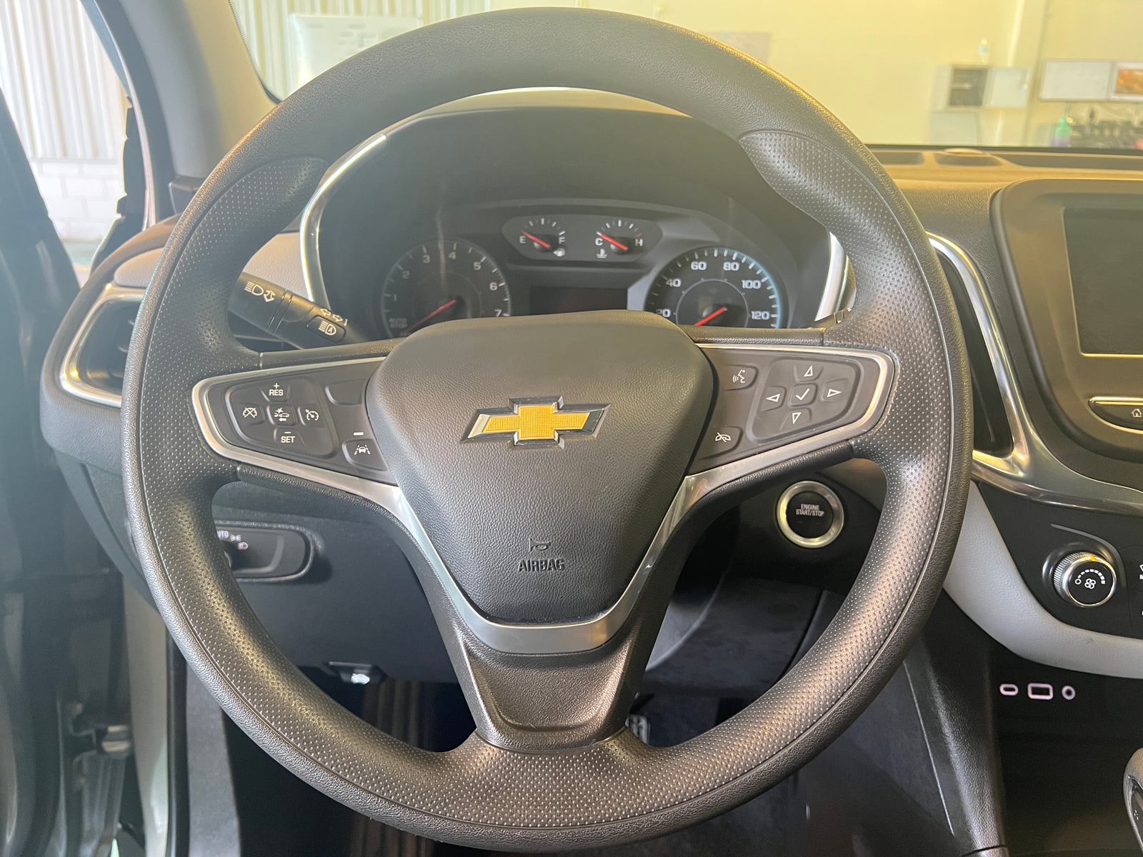 Thumbnail: 2023 Chevrolet Equinox - 5