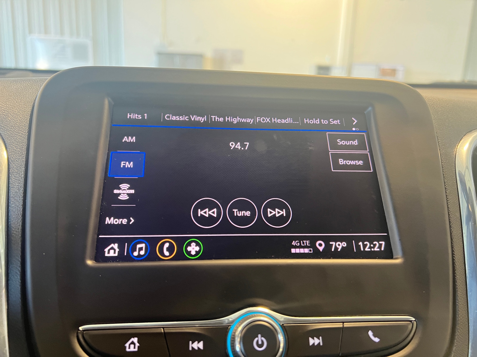 Thumbnail: 2023 Chevrolet Equinox - 4