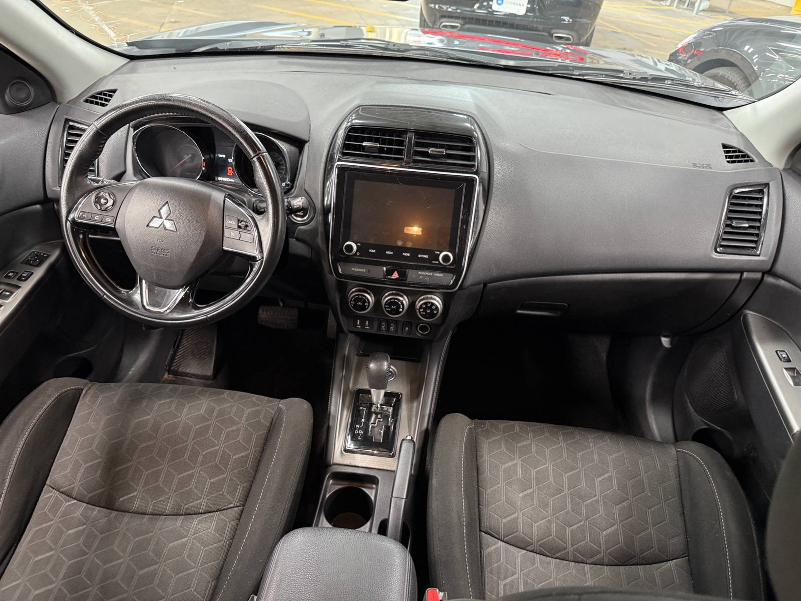 Thumbnail: 2020 Mitsubishi Outlander Sport - 3