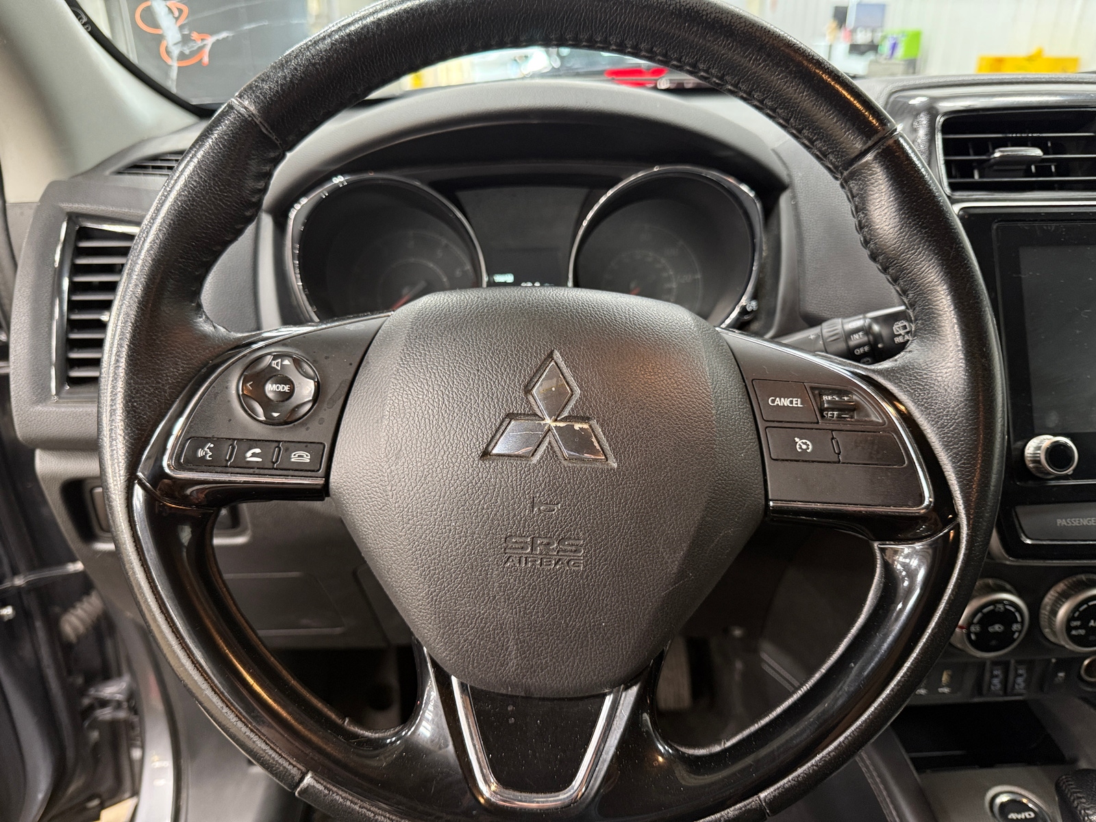 Thumbnail: 2020 Mitsubishi Outlander Sport - 5