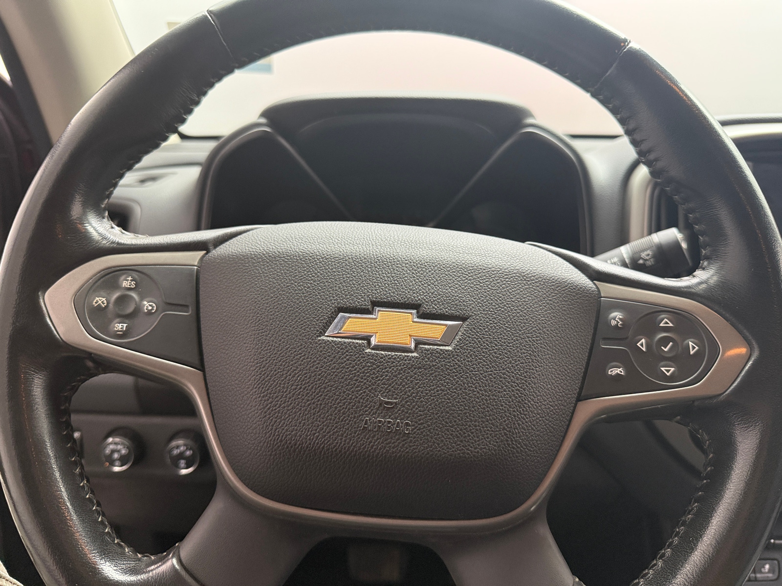 Thumbnail: 2016 Chevrolet Colorado - 4