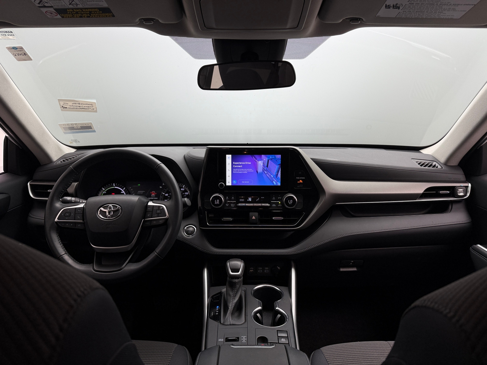 Thumbnail: 2023 Toyota Highlander - 3