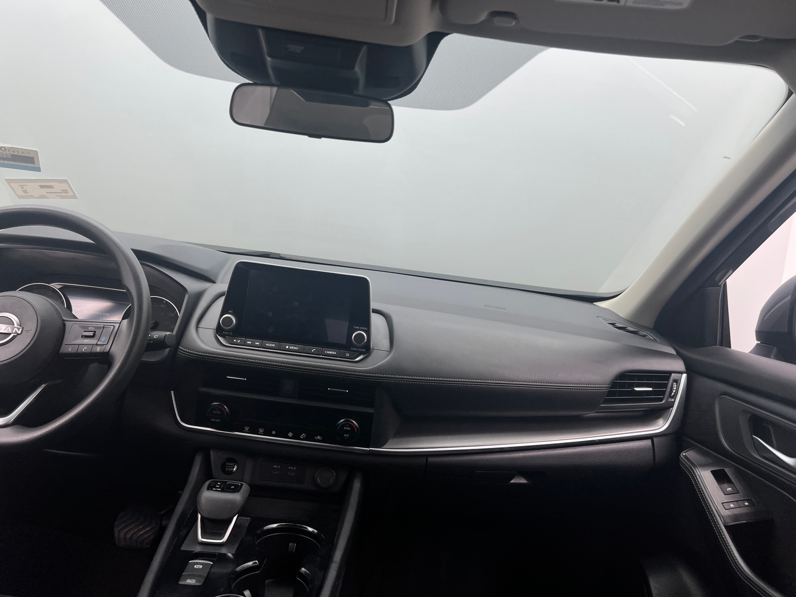 Thumbnail: 2024 Nissan Rogue - 3