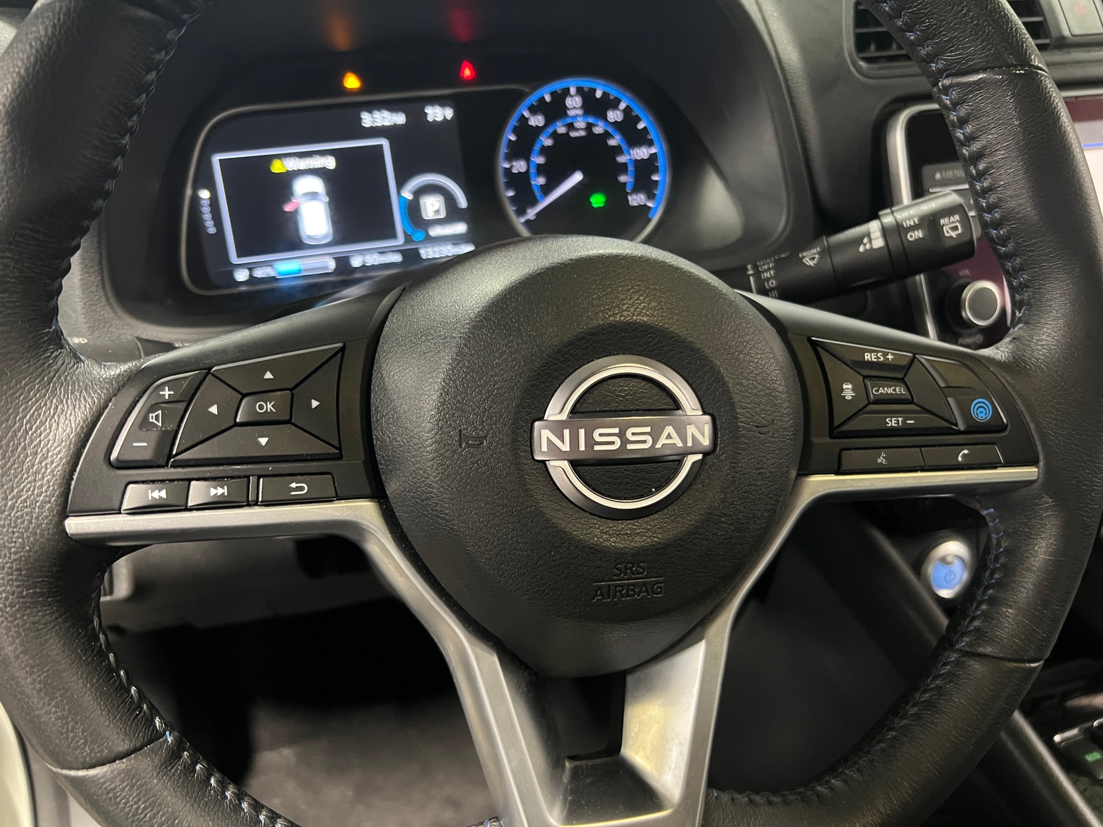 Thumbnail: 2023 Nissan Leaf - 5