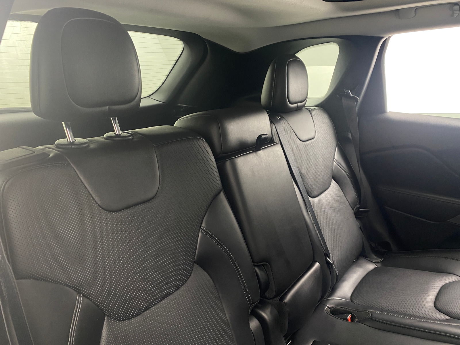 Thumbnail: 2021 Jeep Cherokee - 5