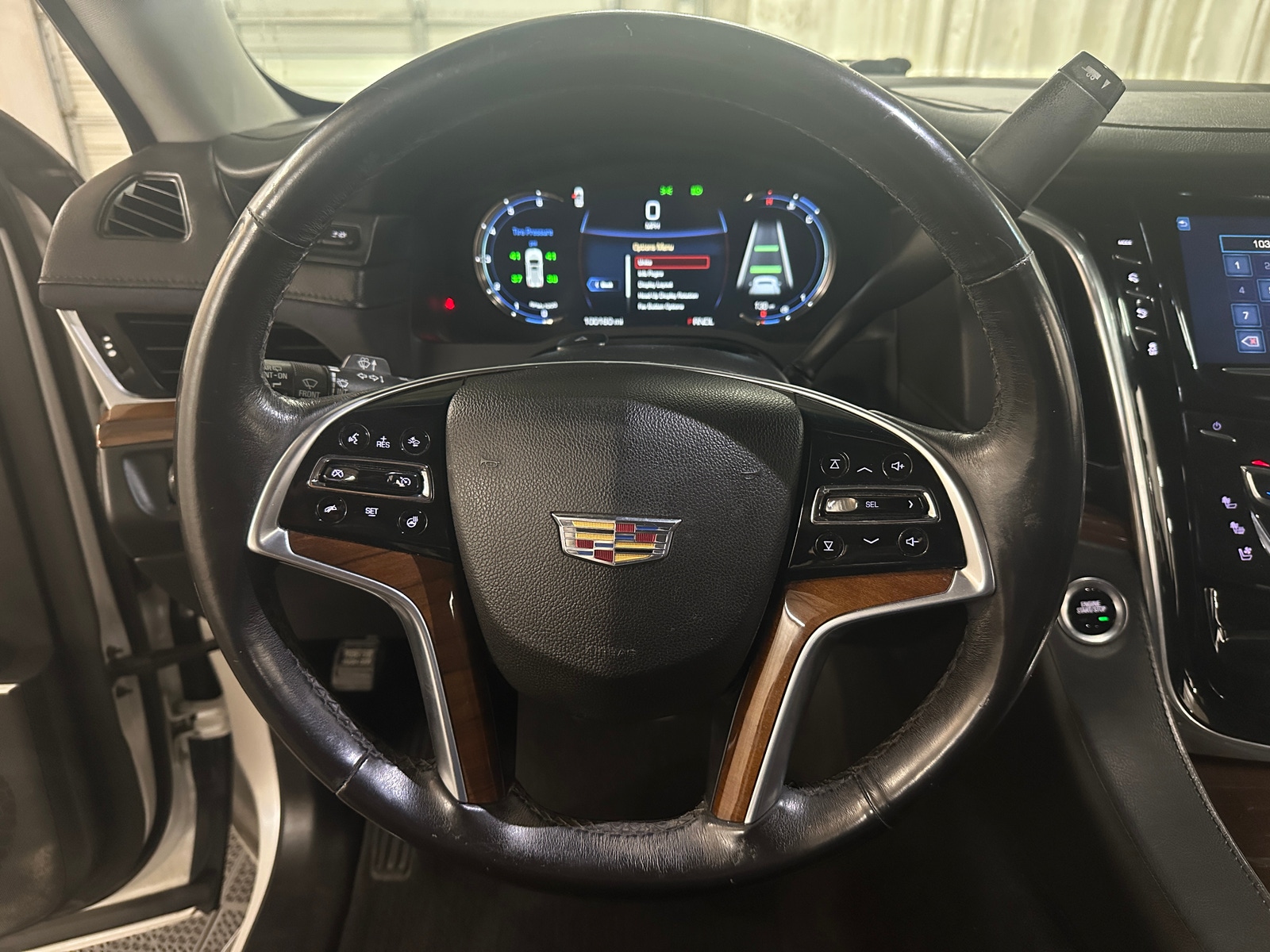 Thumbnail: 2018 Cadillac Escalade - 4