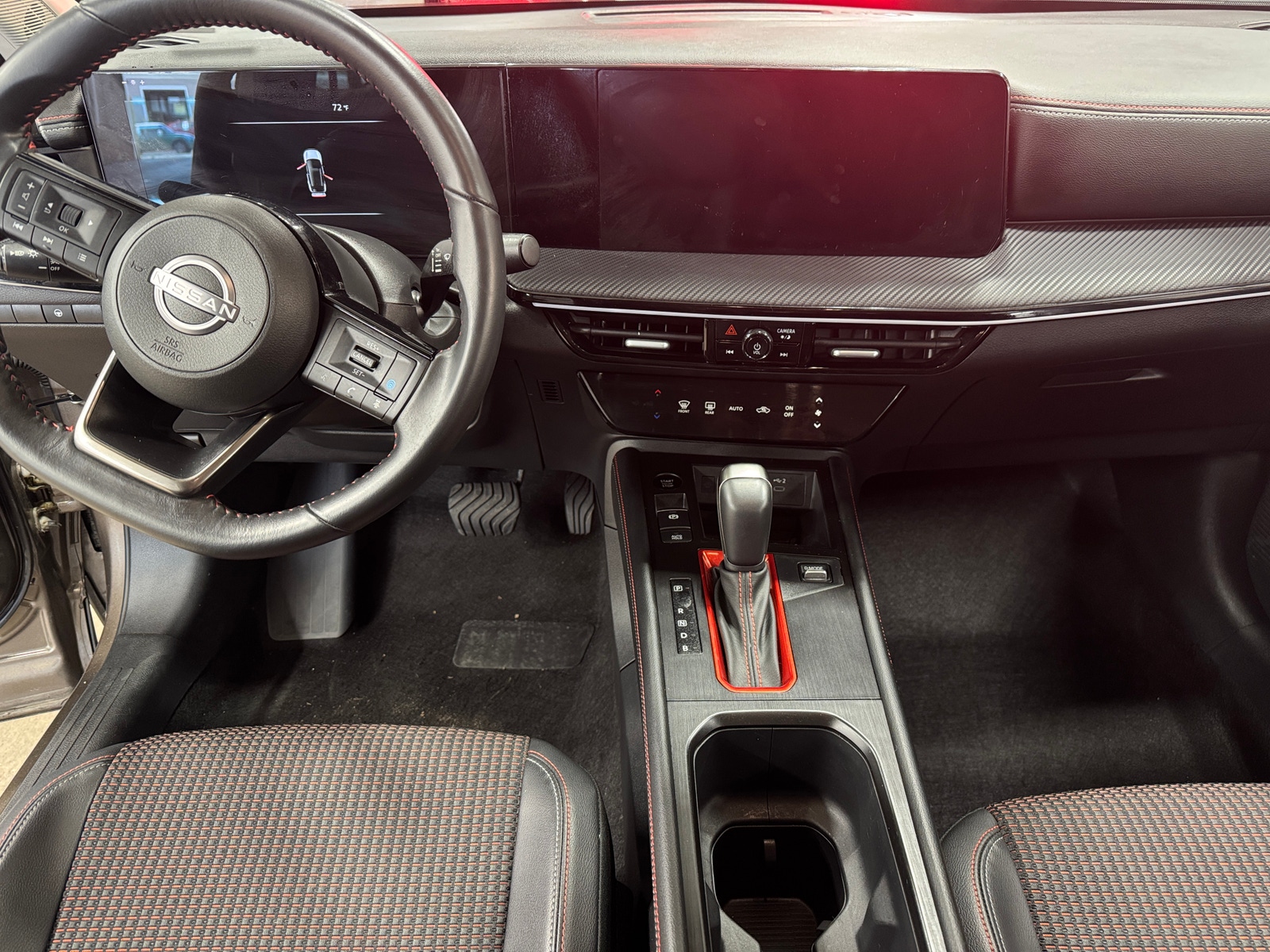 Thumbnail: 2025 Nissan Kicks - 2