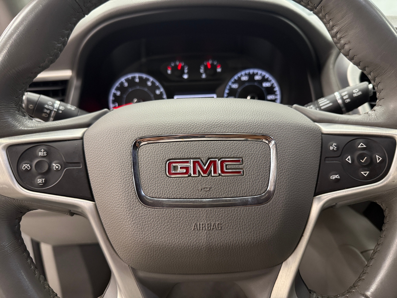 Thumbnail: 2017 GMC Acadia - 5