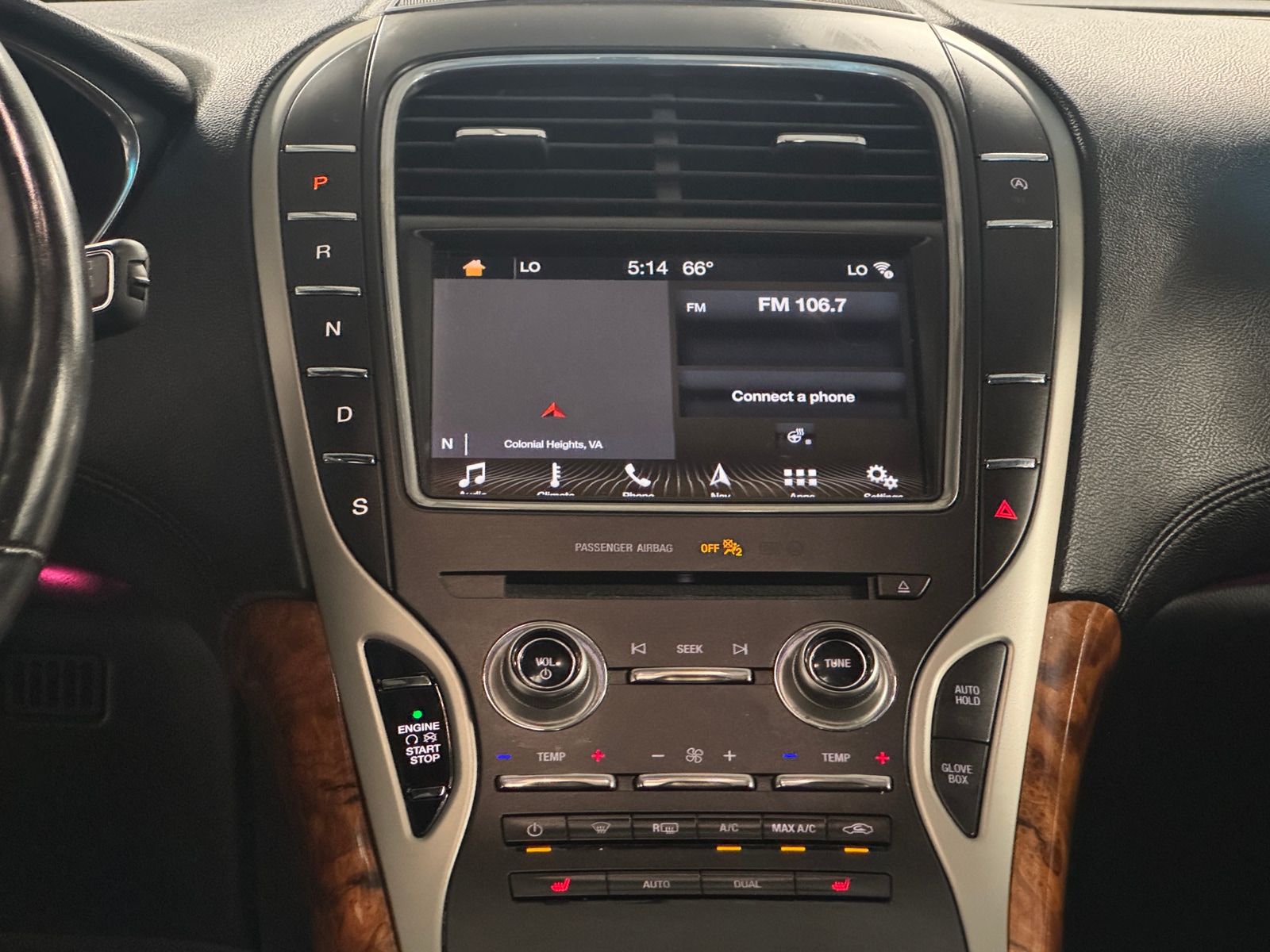 Thumbnail: 2019 Lincoln Nautilus - 3