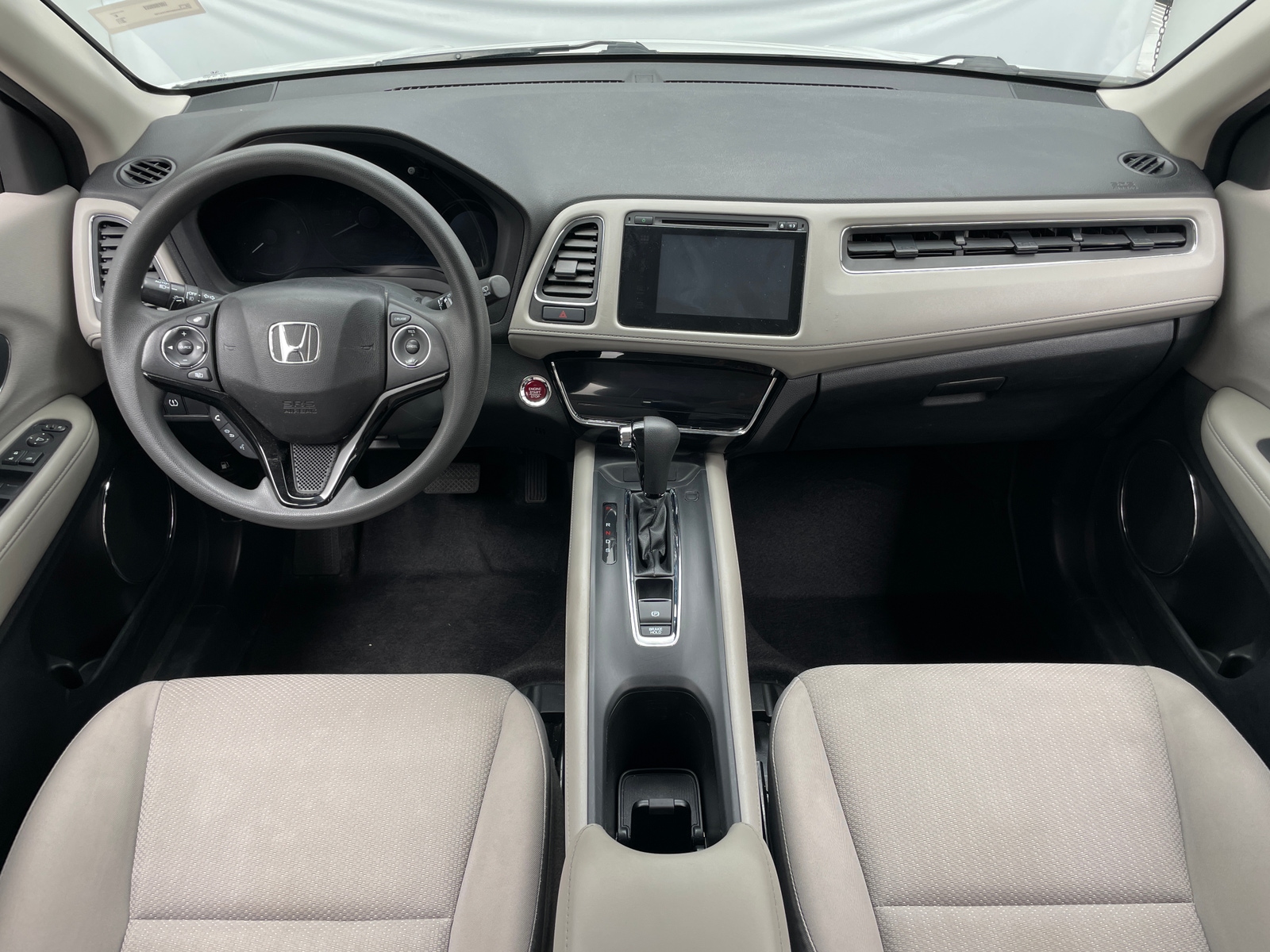 Thumbnail: 2017 Honda HR-V - 3