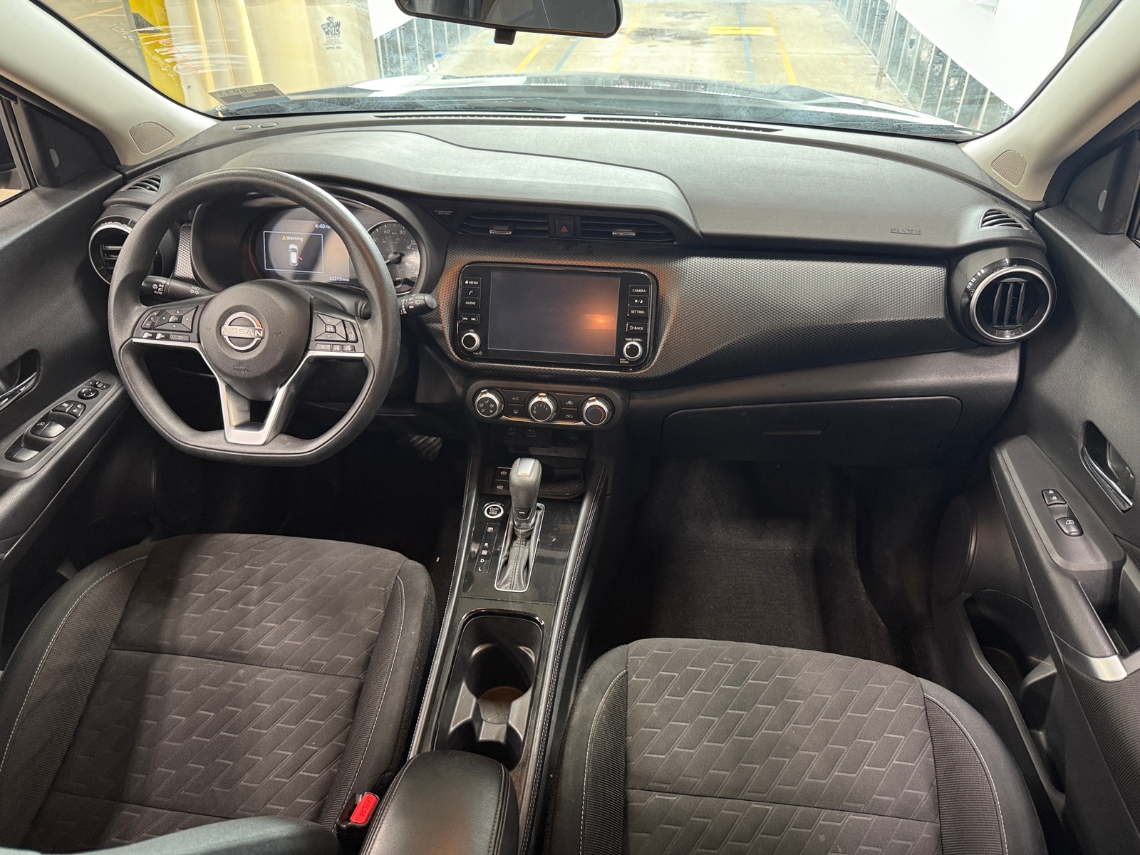 Thumbnail: 2023 Nissan Kicks - 3