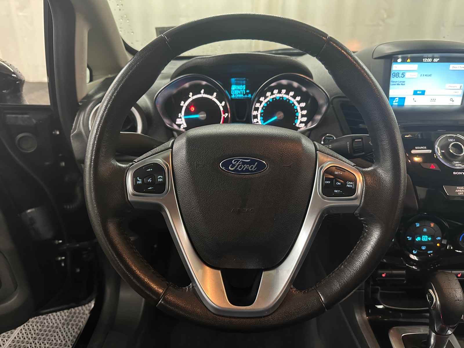 Thumbnail: 2018 Ford Fiesta - 4