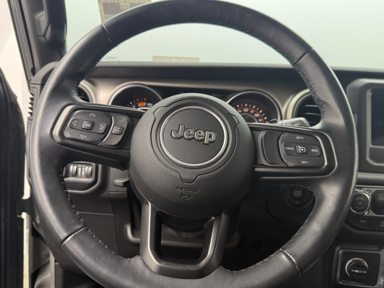 Thumbnail: 2018 Jeep Wrangler - 5
