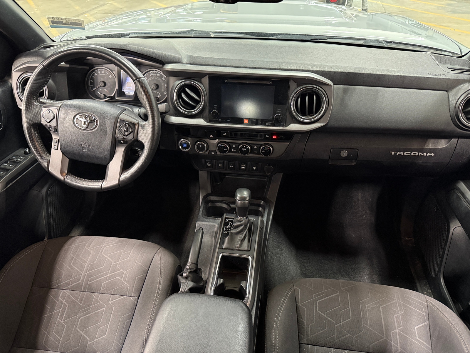 Thumbnail: 2017 Toyota Tacoma - 3