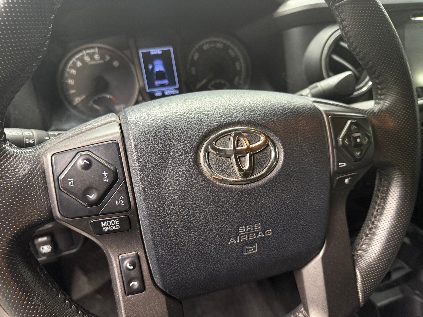 Thumbnail: 2017 Toyota Tacoma - 5