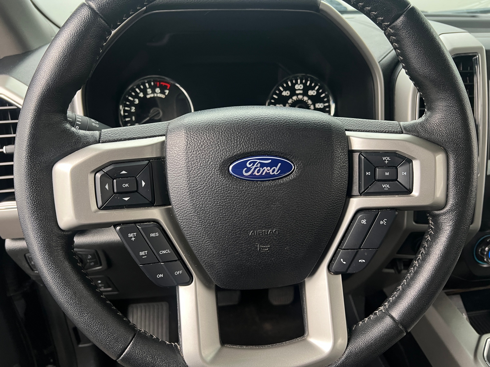 Thumbnail: 2020 Ford Econoline - 4