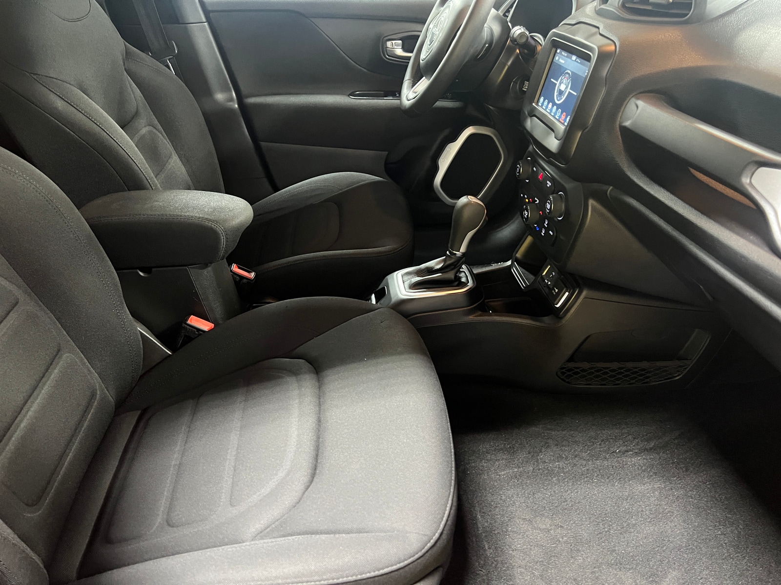 Thumbnail: 2020 Jeep Renegade - 2