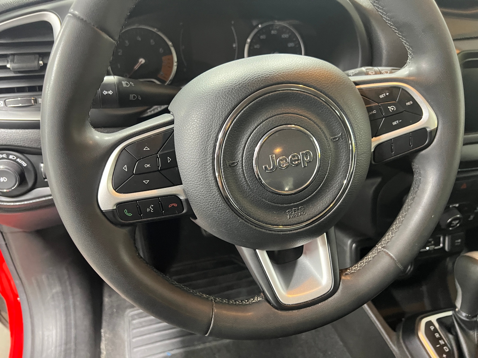 Thumbnail: 2020 Jeep Renegade - 5