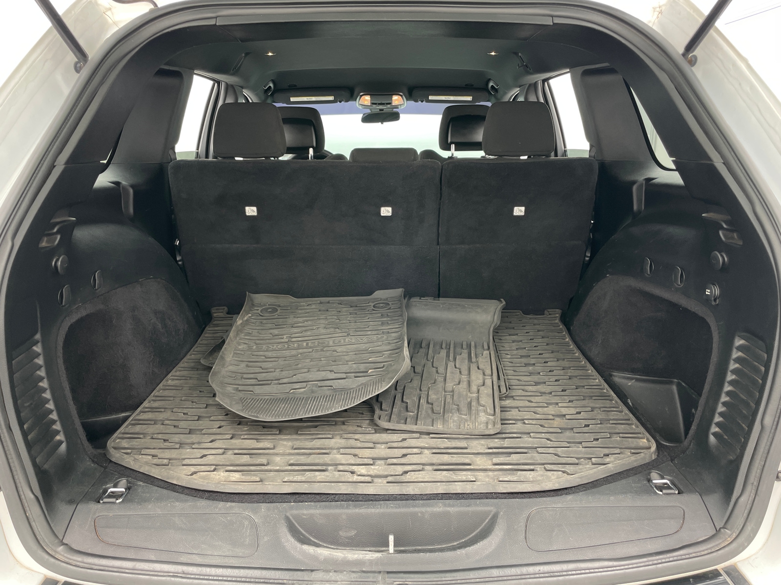 Thumbnail: 2019 Jeep Grand Cherokee - 7