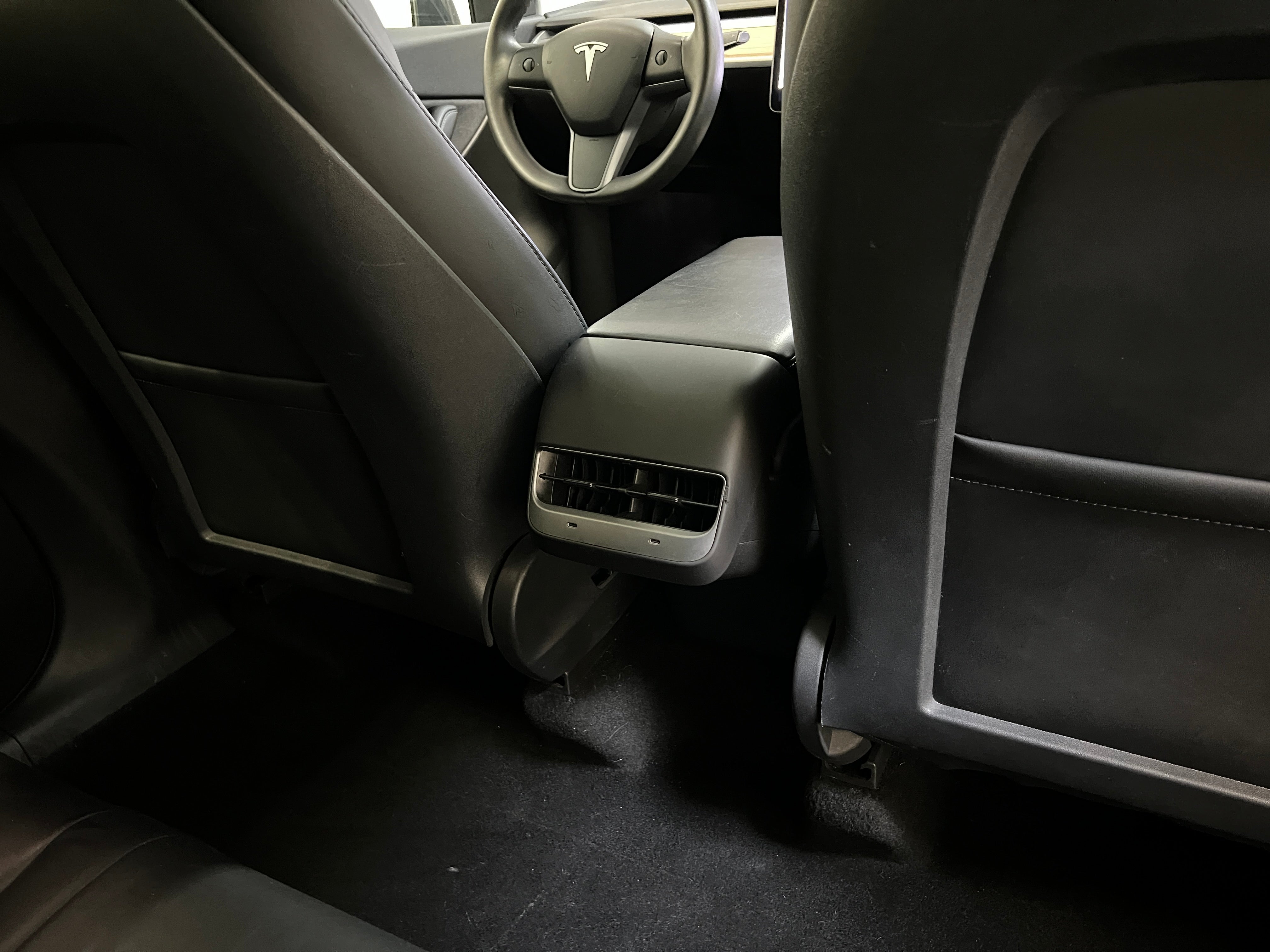 Used 2021 Tesla Model Y Long Range with VIN 5YJYGDEE9MF098964 for sale in Auburn, WA