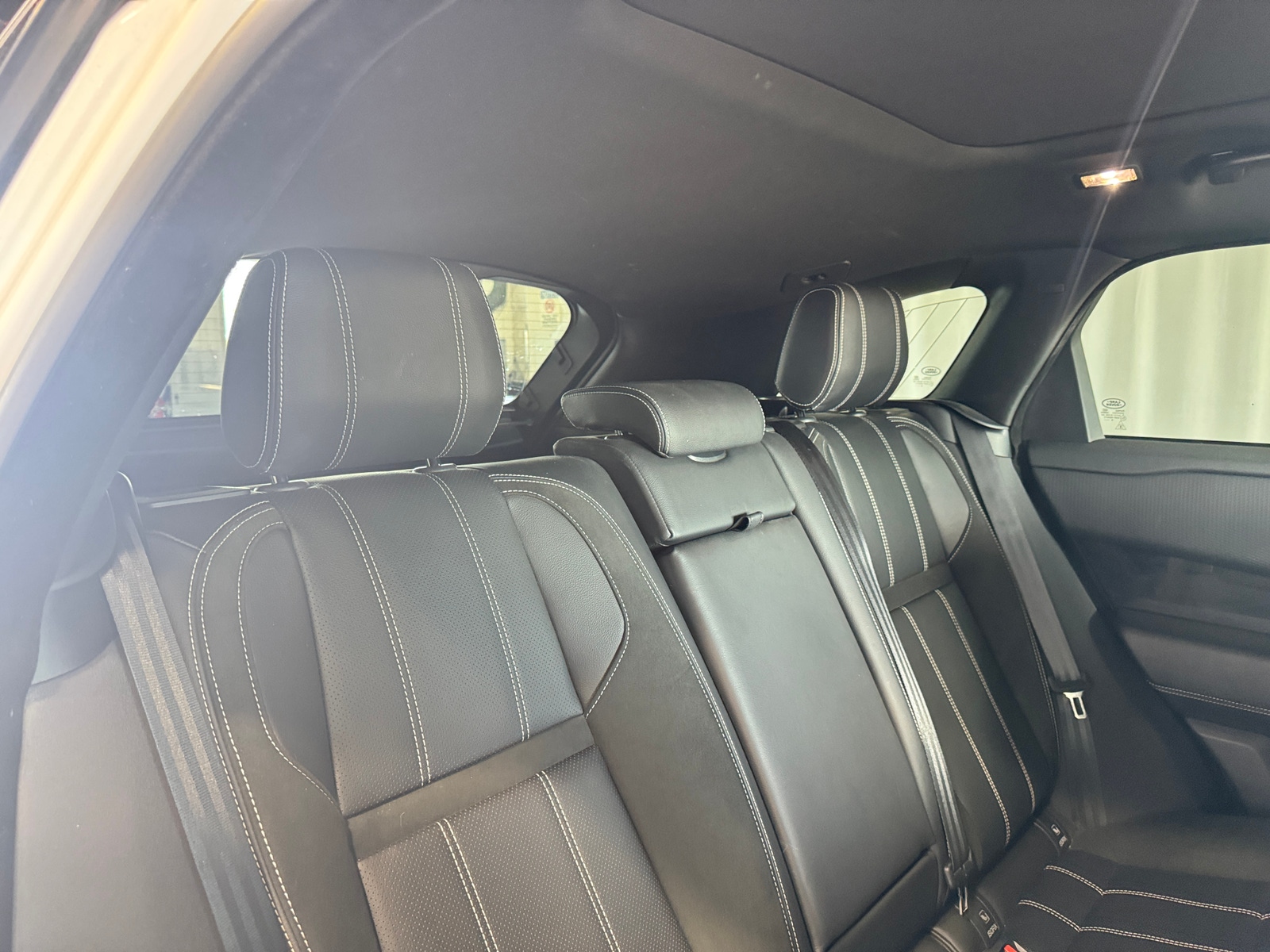 Thumbnail: 2020 Land Rover Range Rover Velar - 5