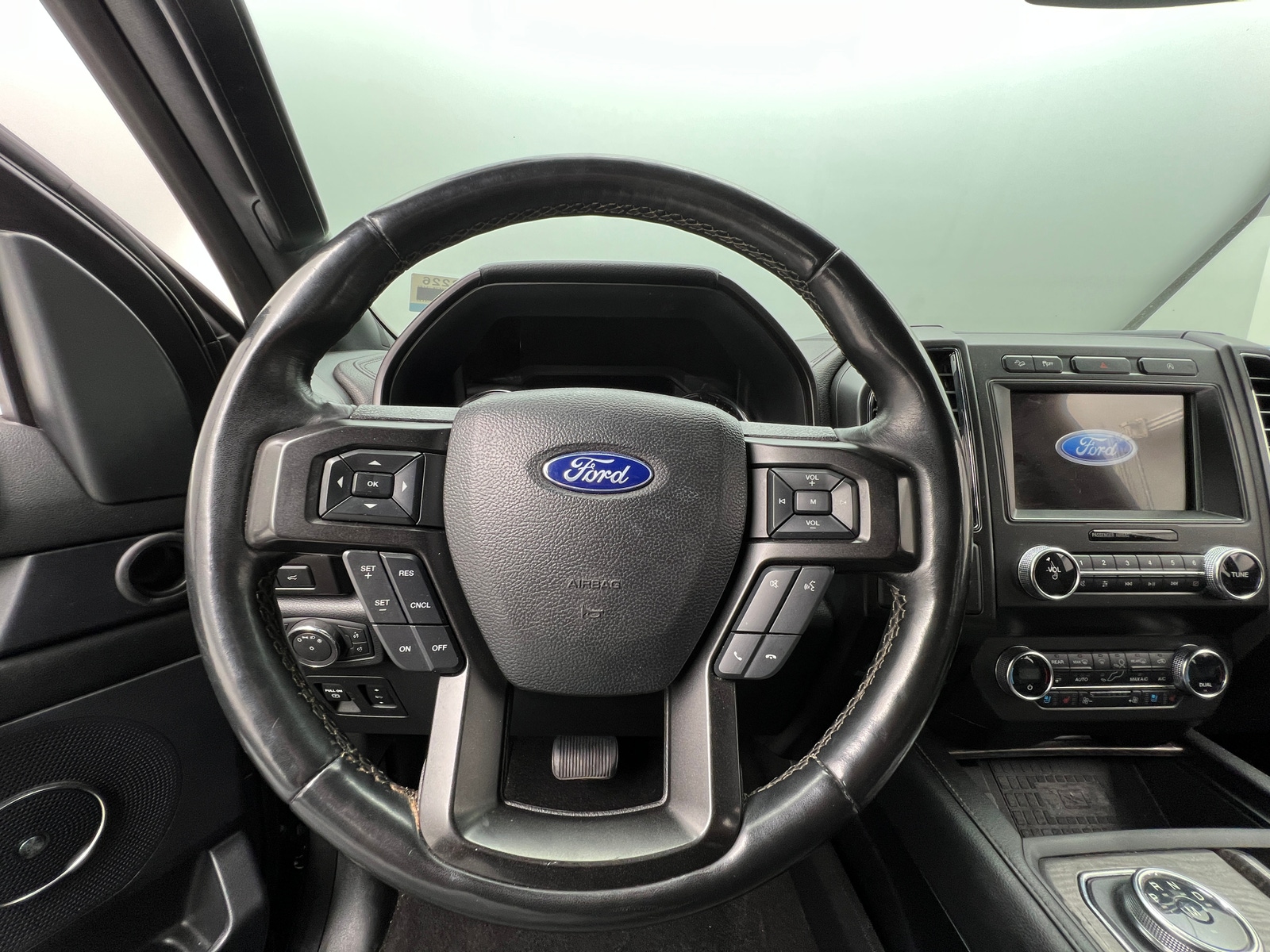 Thumbnail: 2019 Ford Expedition MAX - 4