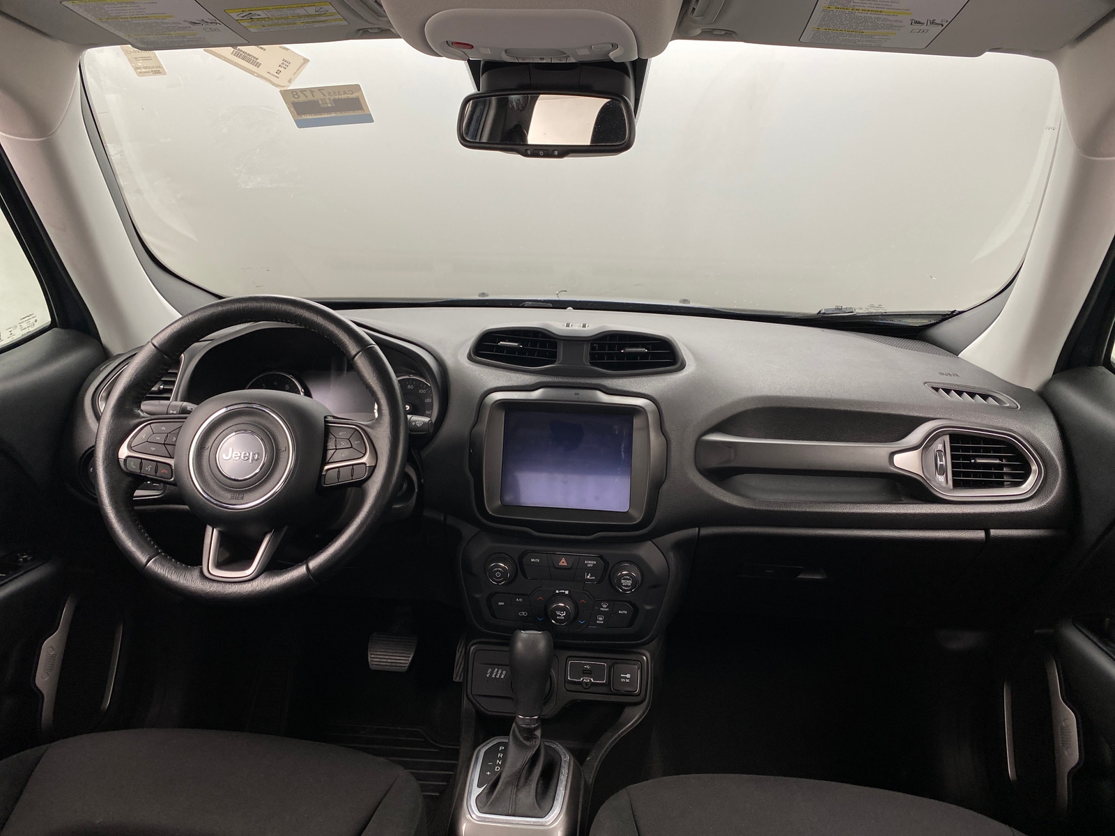 Thumbnail: 2022 Jeep Renegade - 3