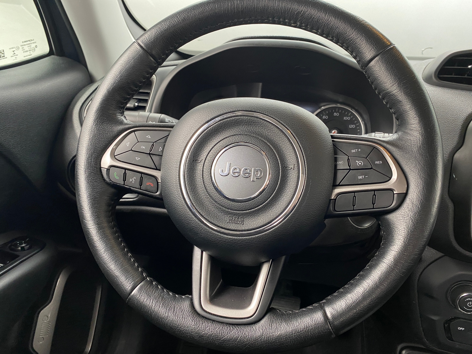 Thumbnail: 2022 Jeep Renegade - 5