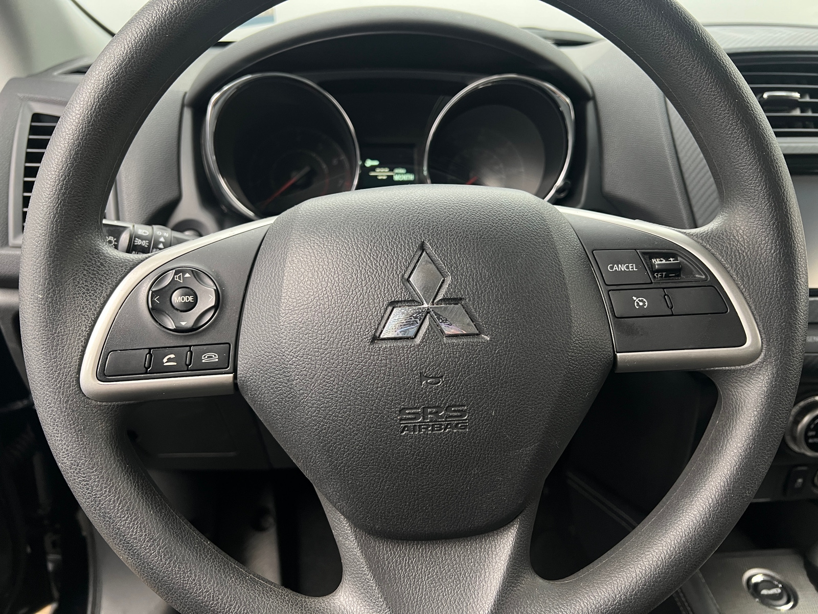 Thumbnail: 2024 Mitsubishi Outlander Sport - 5