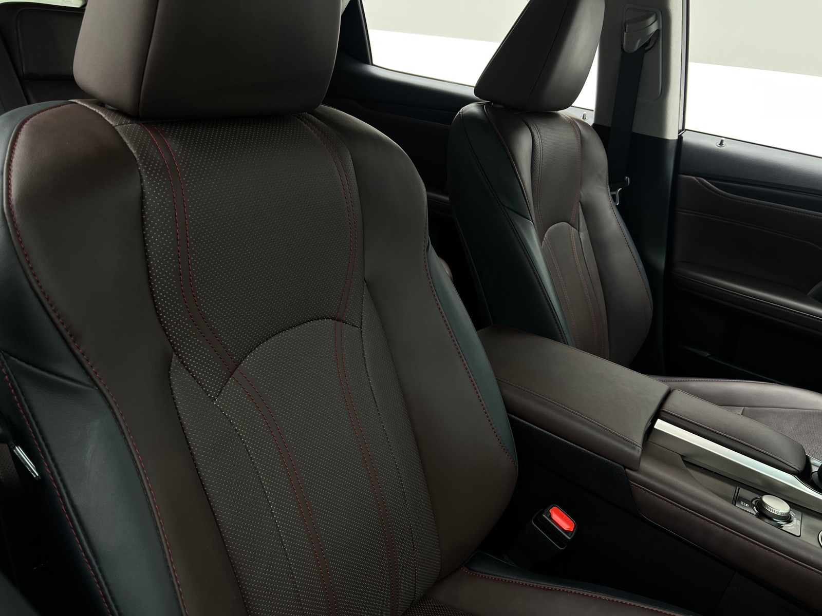 Thumbnail: 2019 Lexus RX - 2