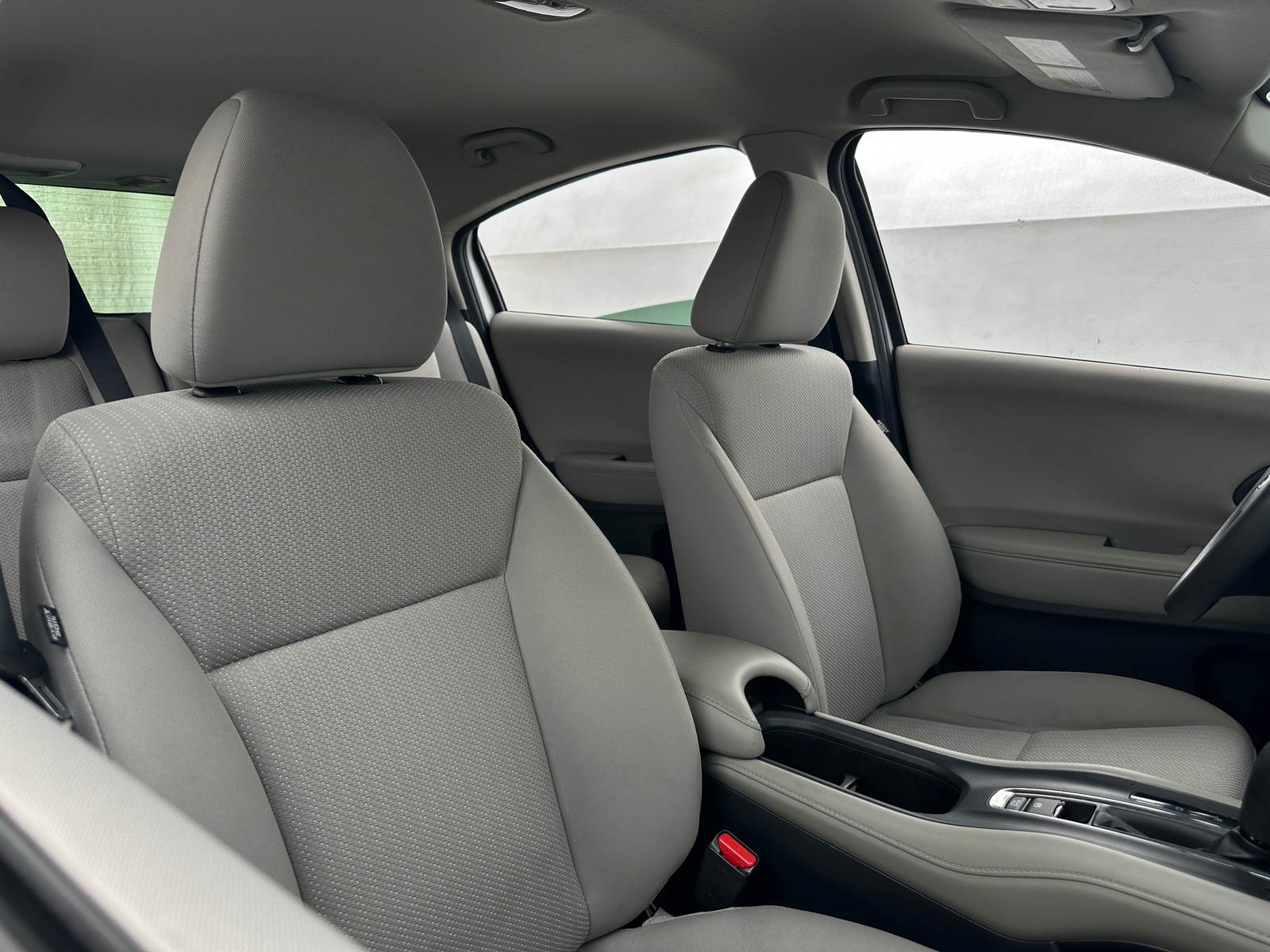 Thumbnail: 2016 Honda HR-V - 2